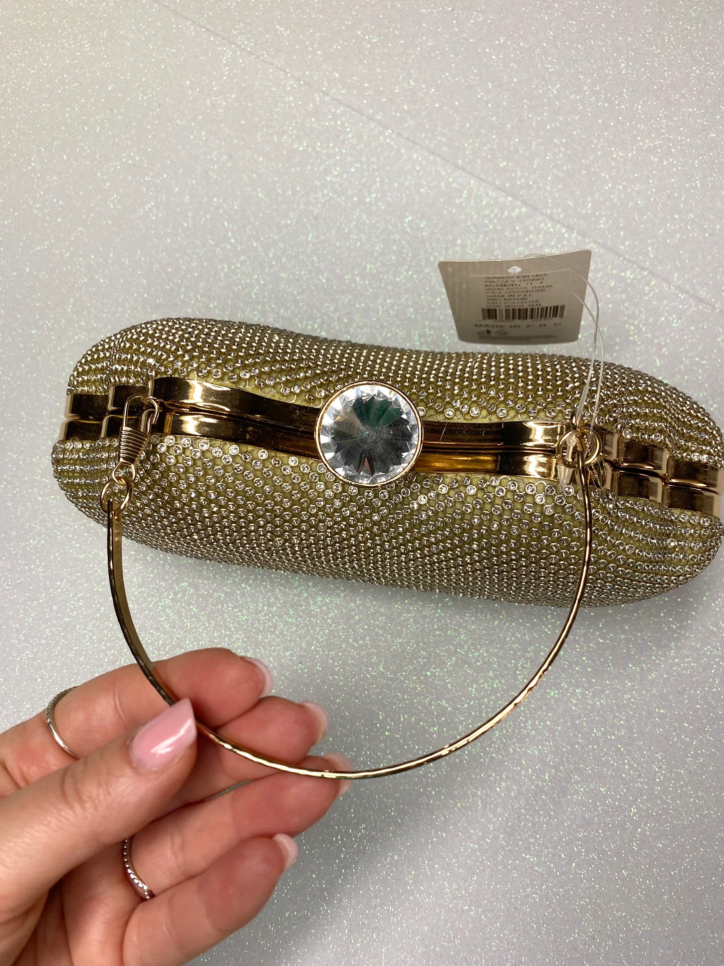 Clutch Clematide