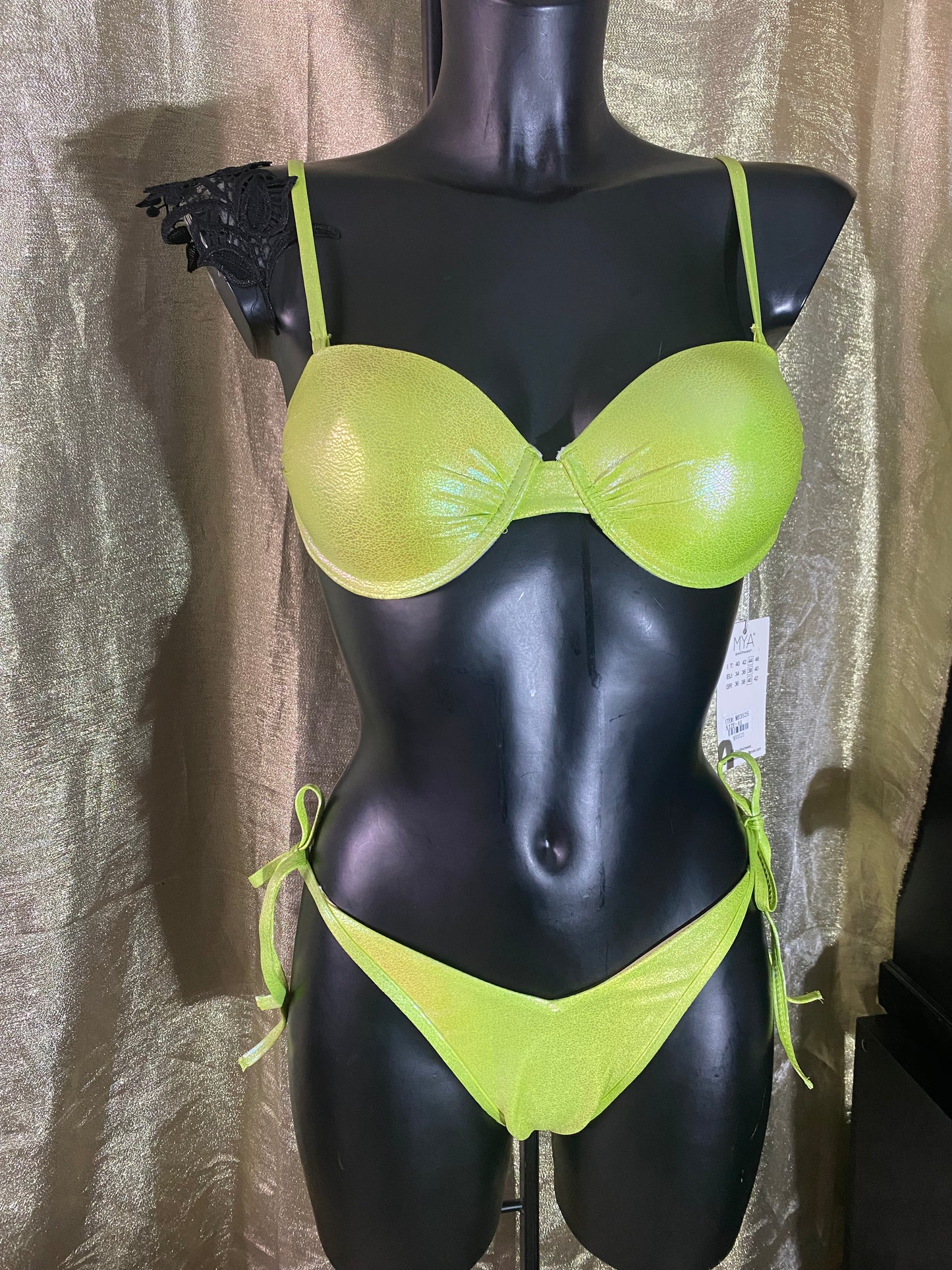 Bikini Apple