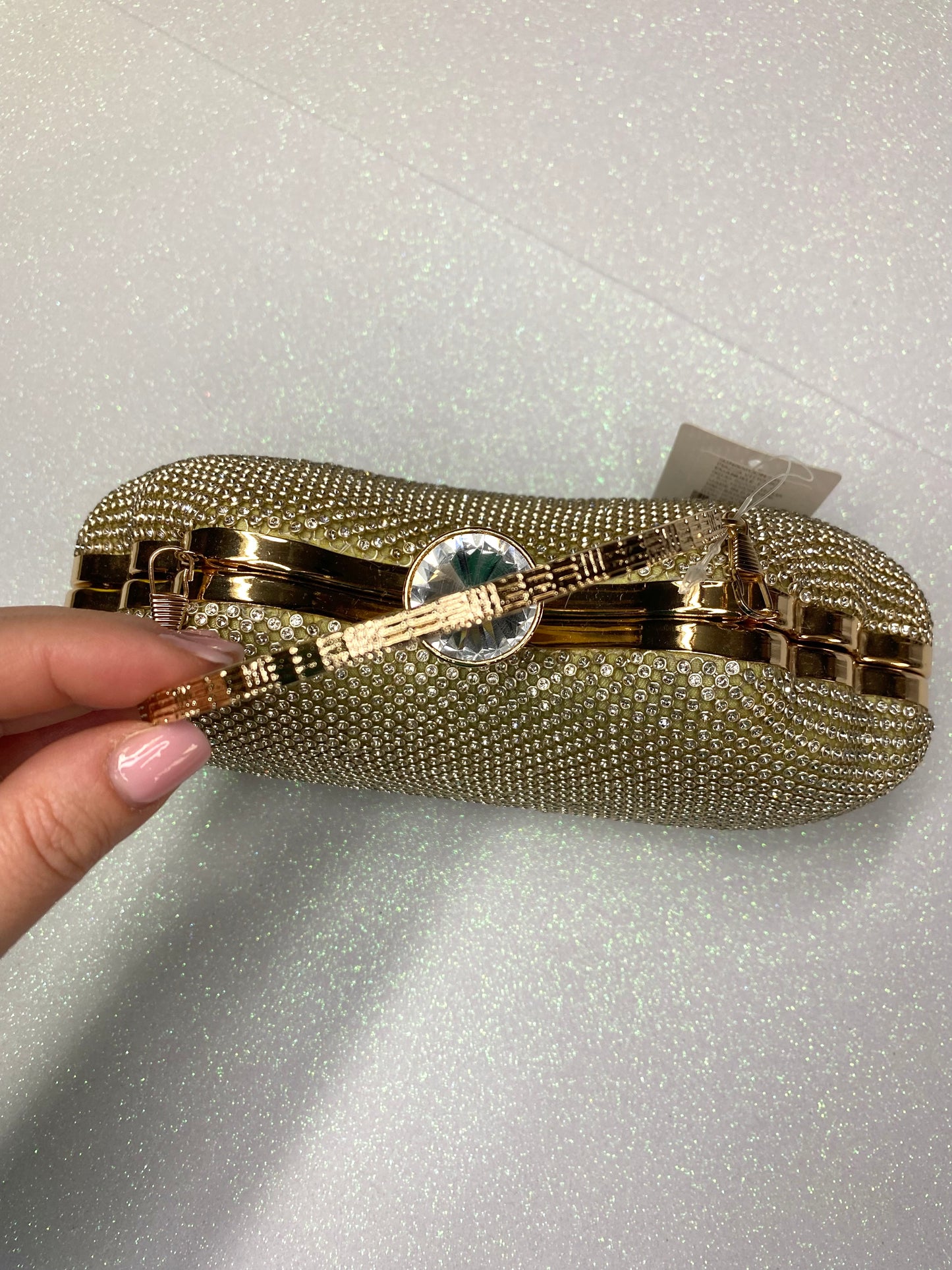 Clutch Clematide